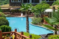 Hansan Marina Hotel & Resort - Pools