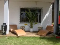 Villa Mahefa - WiFi Fibre - Parking & Jardin - Netflix - Hôtel Proche RN1, RN4, RN7 - 2-Star