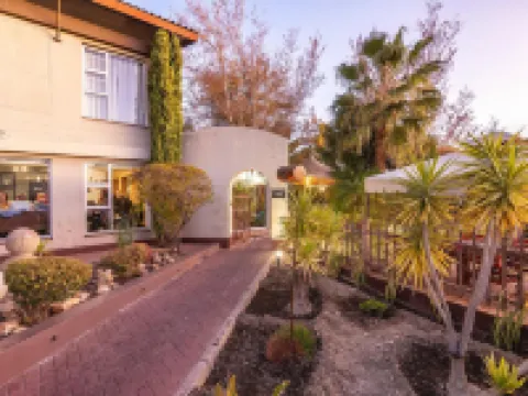 アワス シティ ホテル ウィントフークのホテル