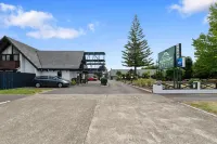 Wylie Court Motor Lodge Hotels near Whakarewarewa - The Living Maori Village