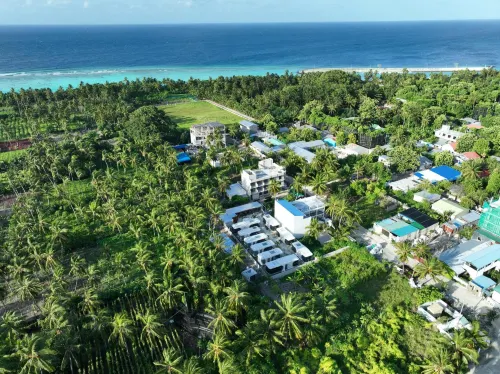 Sunny Pavilion Hotels in Thoddoo