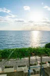 Beach Hotel - con vistas al mar