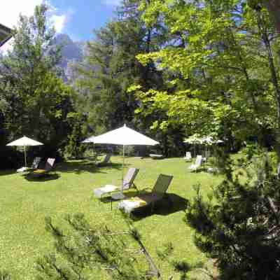 阿爾卑斯山泉公寓 Hotel Exterior