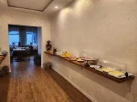 Bed and Breakfast am Knittenberg - breakfast