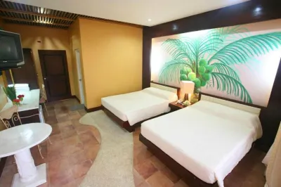 San Remigio Beach Club Sports and Leisure Resort Отели рядом с достопримечательностью «Арапал Хилс Вьюинг Спот»