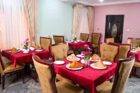 Madaki's Executive Suites - Bữa sáng