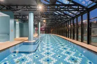 Residence Inn by Marriott Amsterdam Schiphol Airport - Pools