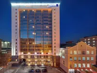 Radisson Blu Belorusskaya Hotel Hotels near Experimentanium Science Museum
