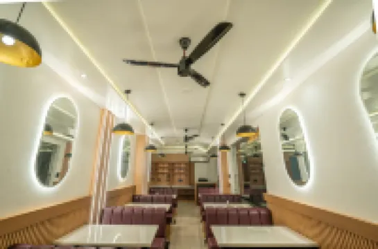 Hotel the Vaishvik Banganga Road