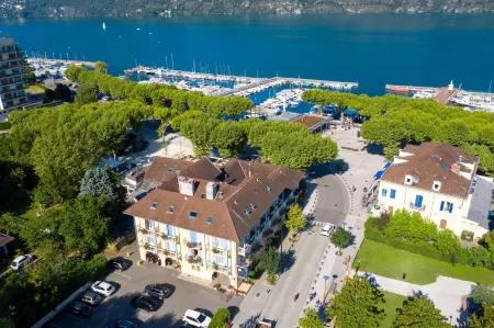 The Originals City Hôtel lIroko Aix-Les-Bains Grand Port Отели в г. Экс-ле-Бен