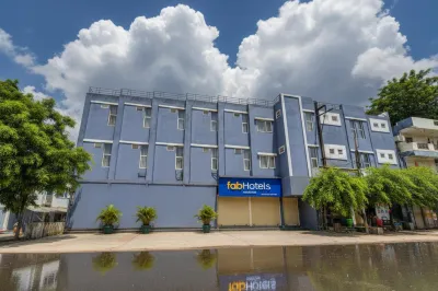 FabHotel Day2Day Hotels in Indore