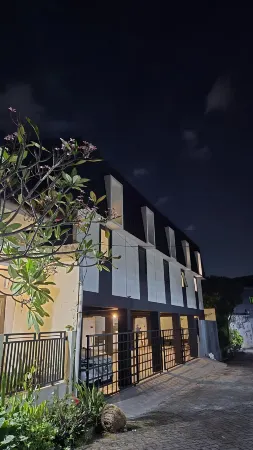 Mezzanine kost Отели в г. Sumbersari