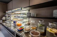圖林南鬱金香飯店 - 早餐