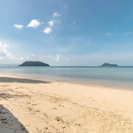 Baan Jai Dee Beach Front Hotel