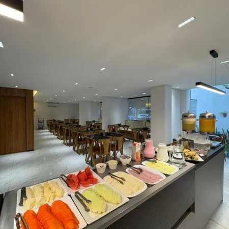 Trópico Praia Hotel