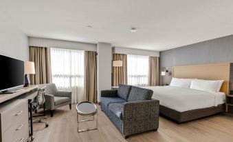 Holiday Inn & Suites Ottawa Kanata
