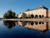 Courtyard Stockholm Kungsholmen Hotels near Vasterbron