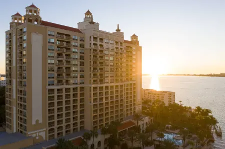 The Ritz-Carlton, Sarasota Отели рядом с достопримечательностью «Ринглингский колледж изобразительных искусств и дизайна»