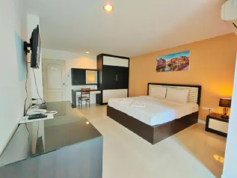 Similan Mansion Hotels near Bangsaen Aquarium