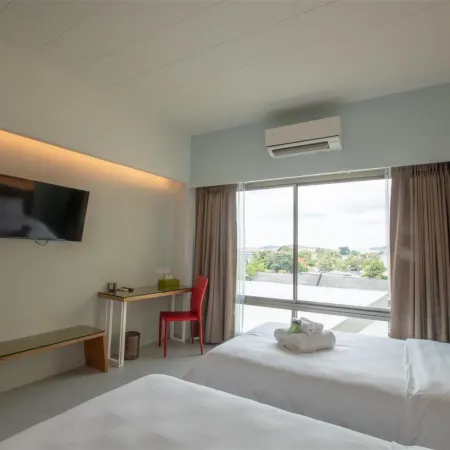 Glow Rattana Place Hotel