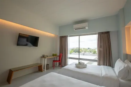 Glow Rattana Place Hotel Отели рядом с достопримечательностью «Wat Bo Thong»