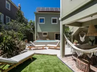 Walk in Hostel Faro Airport