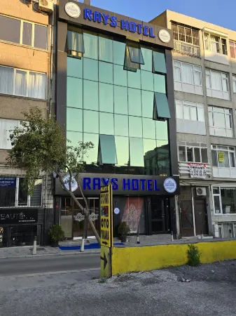 Rays Hotel
