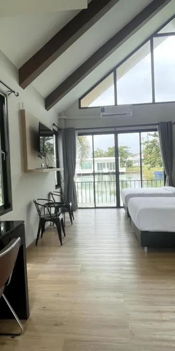 ห้องดีลักซ์ เตียงแฝด