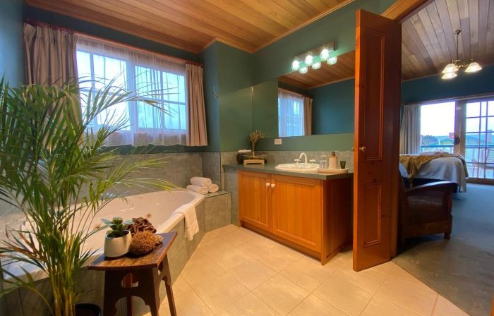 Hanlon Guest House