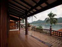 Bhuvarin Resort Hotels near Bang Bao Beach