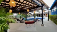 Hacienda Hosteria Chorlavi - Yüzme Havuzu