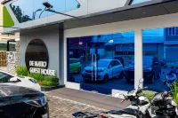 RedDoorz Premium Near Centre Point Mall Medan Hotel a Silalas