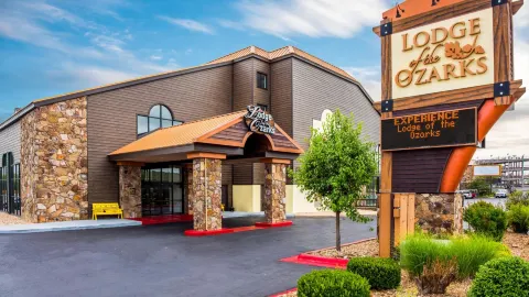 Lodge of the Ozarks in Branson
