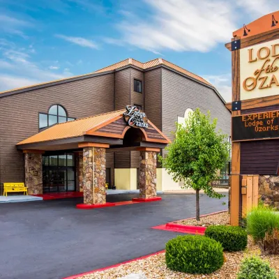 Lodge of the Ozarks Hotels near Moonshine Beach