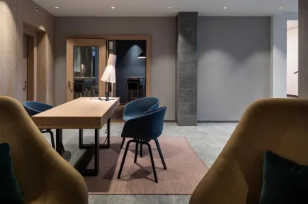 Hotel Continental Отели рядом с достопримечательностью «Пфарркирхе Святого Маврикия»