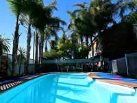 Cattlemans Country Motor Inn & Serviced Apartments - piscina