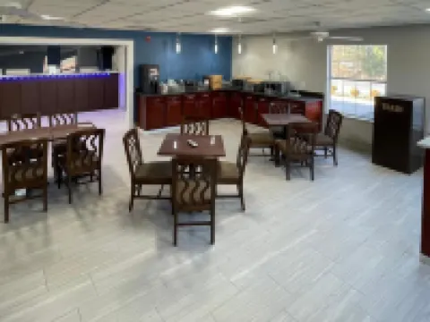 Baymont by Wyndham Adairsville Hotels in Bartow County