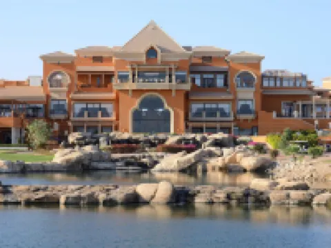 The Cascades Golf Resort, Spa & Thalasso Hotels near Marina