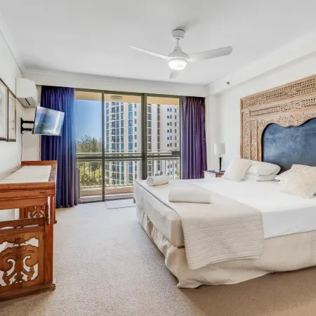 The Meriton on Main Beach