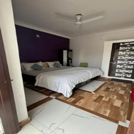 City and Palace View Guest House