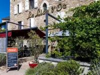 Logis Hôtels - Hôtel et Restaurant le Lion d'Or Hotels in Gramat