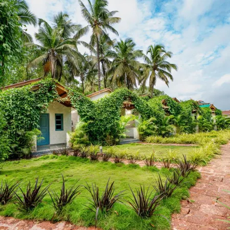 Aqua Bella Resort