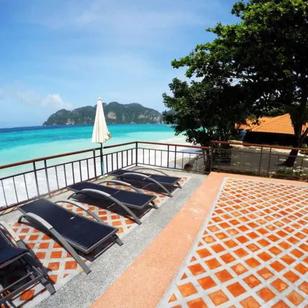Phi Phi Long Beach Resort & Villa