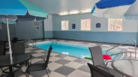 Roosevelt Inn Mount Rushmore - Pools