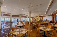 Ramada Plaza by Wyndham Thraki - breakfast