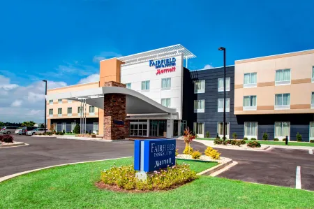 Fairfield Inn & Suites Douglas
