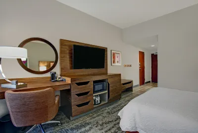 Hampton Inn Salisbury Các khách sạn ở Salisbury