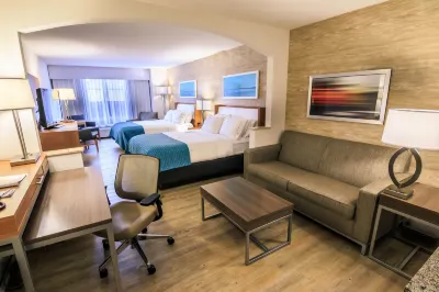 Holiday Inn Express & Suites Farmington