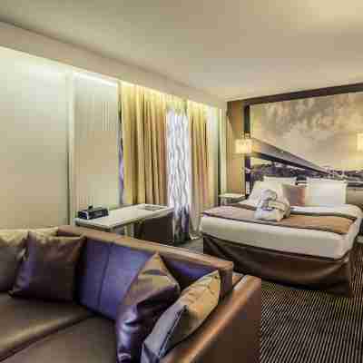 Hôtel Mercure Cergy-Pontoise Centre Rooms