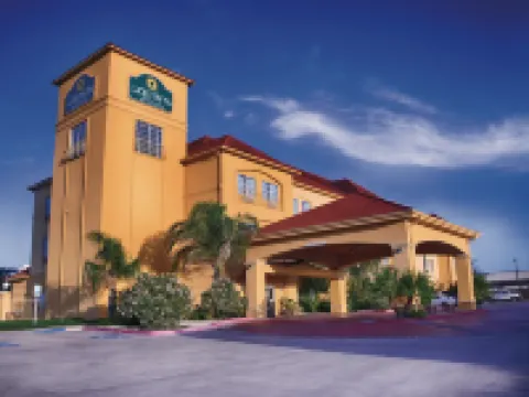 La Quinta Inn & Suites by Wyndham Alice アリスのホテル